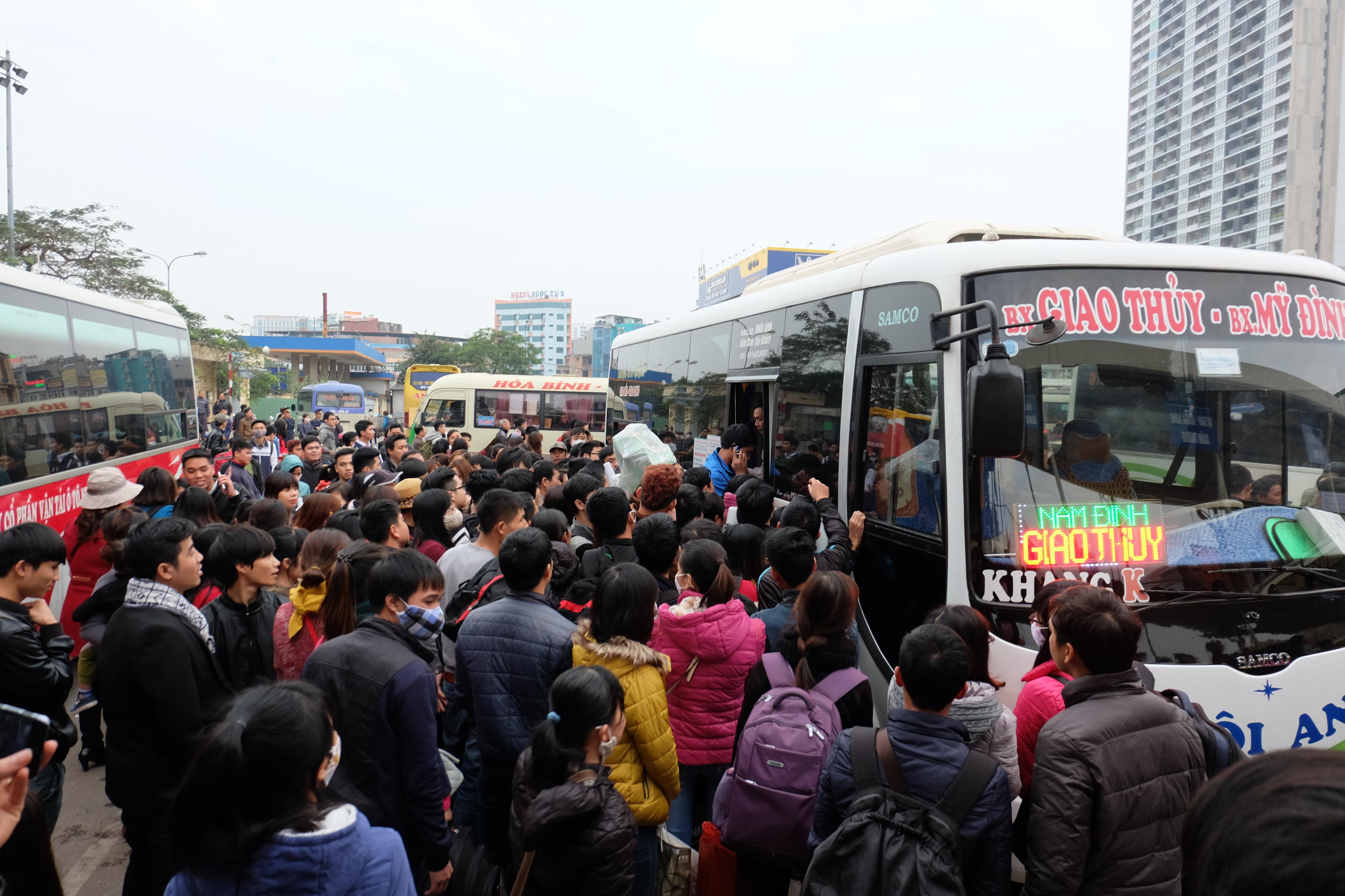 Giậm chân tại chỗ vì phương án “luẩn quẩn”